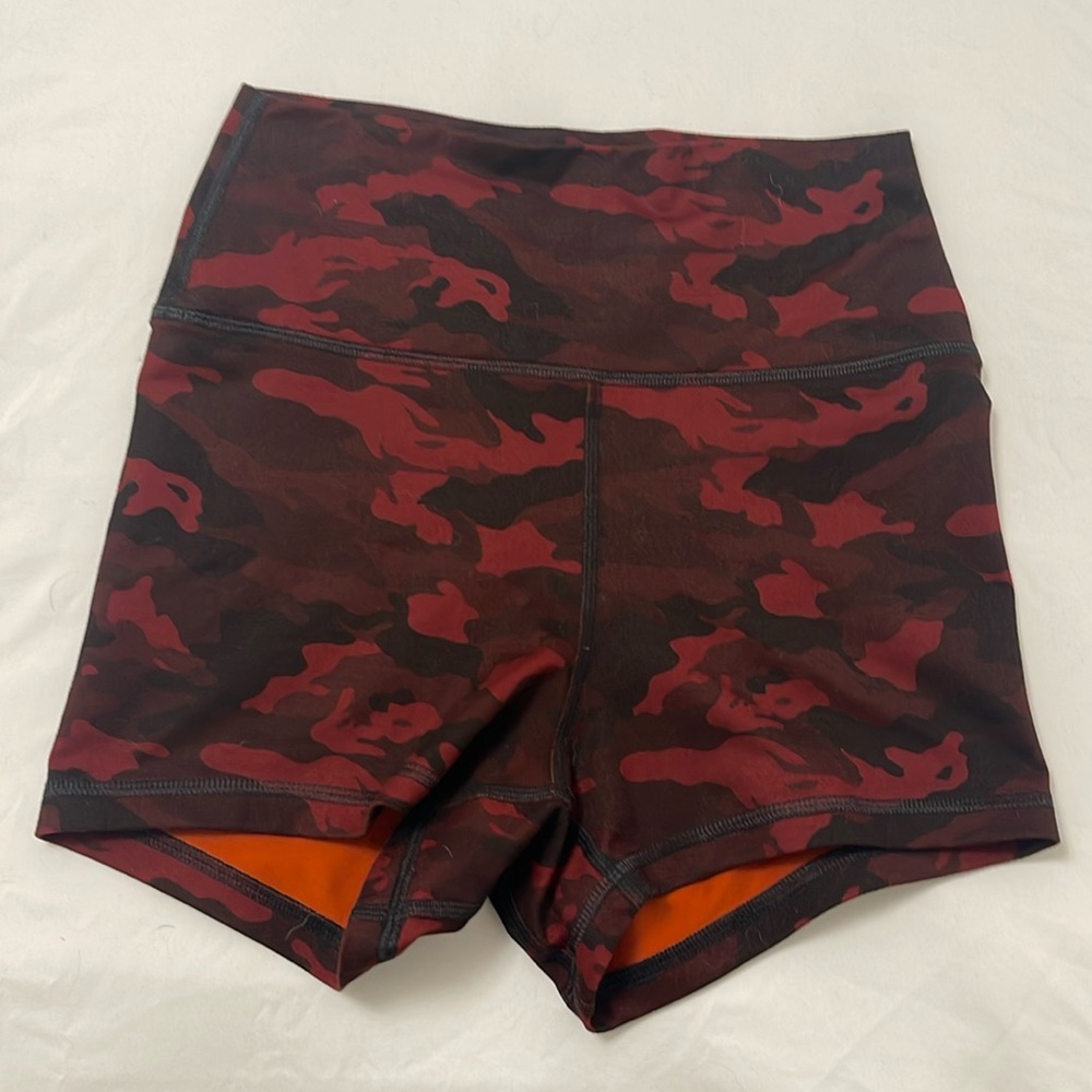 High rise fleo shorts